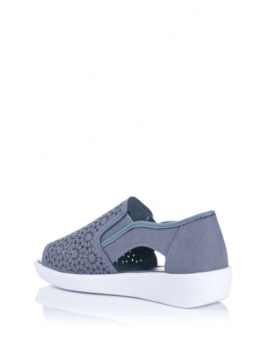 Sandalias ligeras con cuña