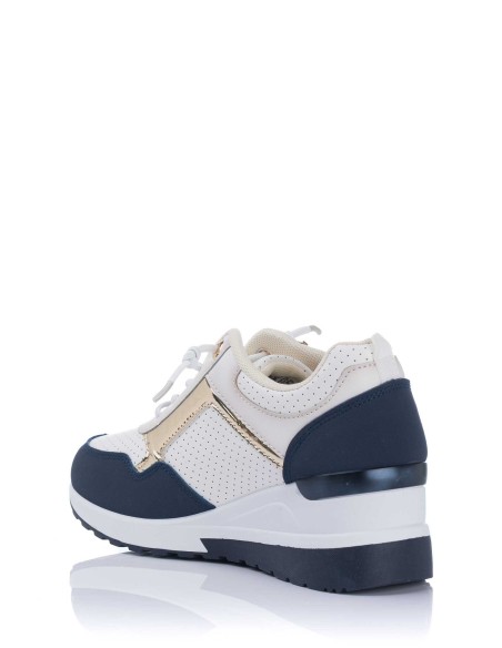 Sneaker con cuña