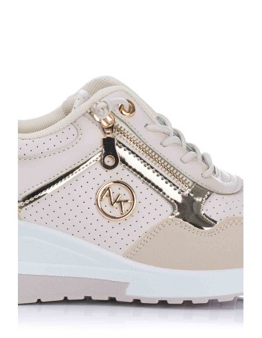 NK Sneaker con cuña