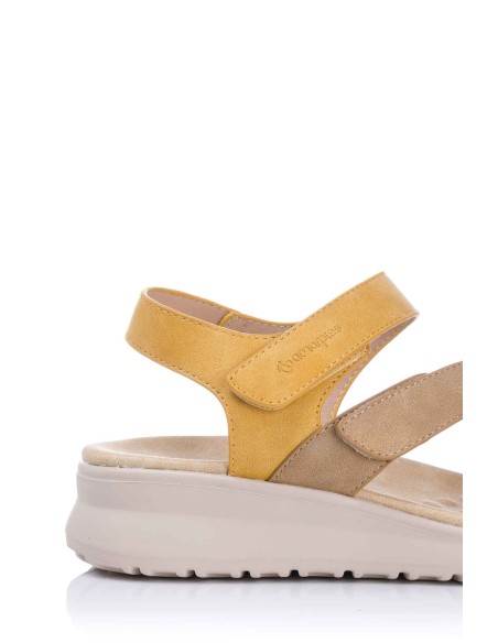 Sandalia con cuña - Confort