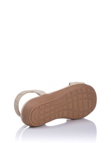 Sandalia con botón - Confort