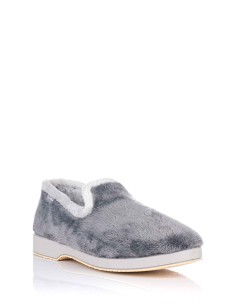 Muro Zapatilla de casa