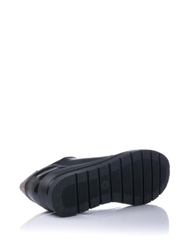 Zapato sport con cuña