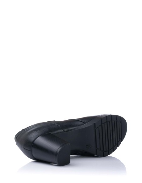 Zapato abotinado