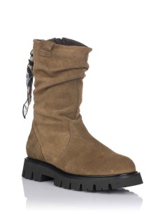 Comprar Bota en piel con suela track | Club del Zapato