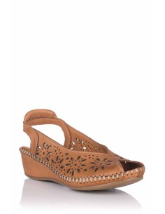 Comprar Sandalia calada con cuña - Piel | Club del Zapato