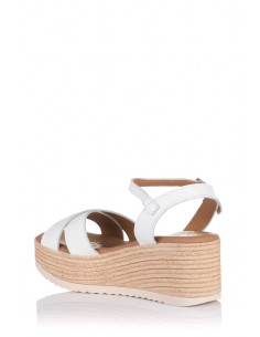 Comprar Sandalia de tiras en piel | Club del Zapato 2