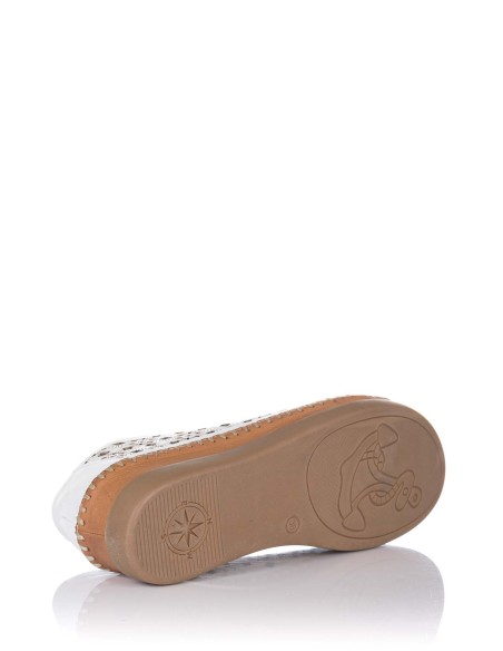 Comprar Mocasín con cuña calado - Piel | Club del Zapato
