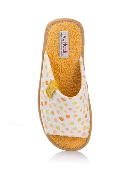 Chinelo de casa às bolinhas - Especial parquete | Vul-ladi | Club del Zapato