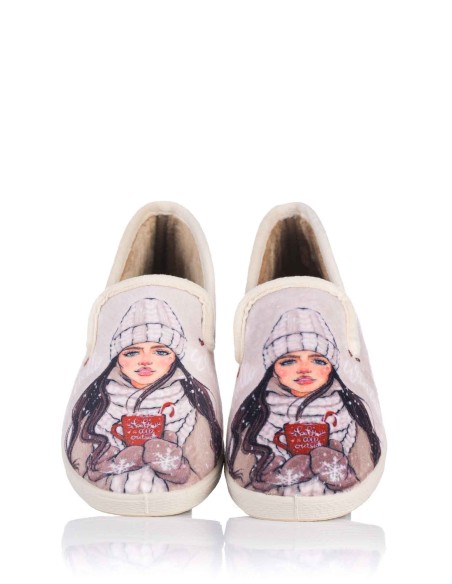 Zapatilla de casa - Niña con gorro | Doctor Cutillas | Club del Zapato