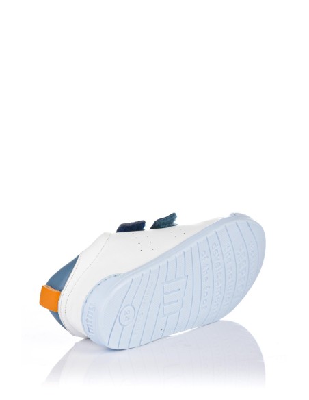 Sapatilha desportiva com velcro - Pele | Club del Zapato